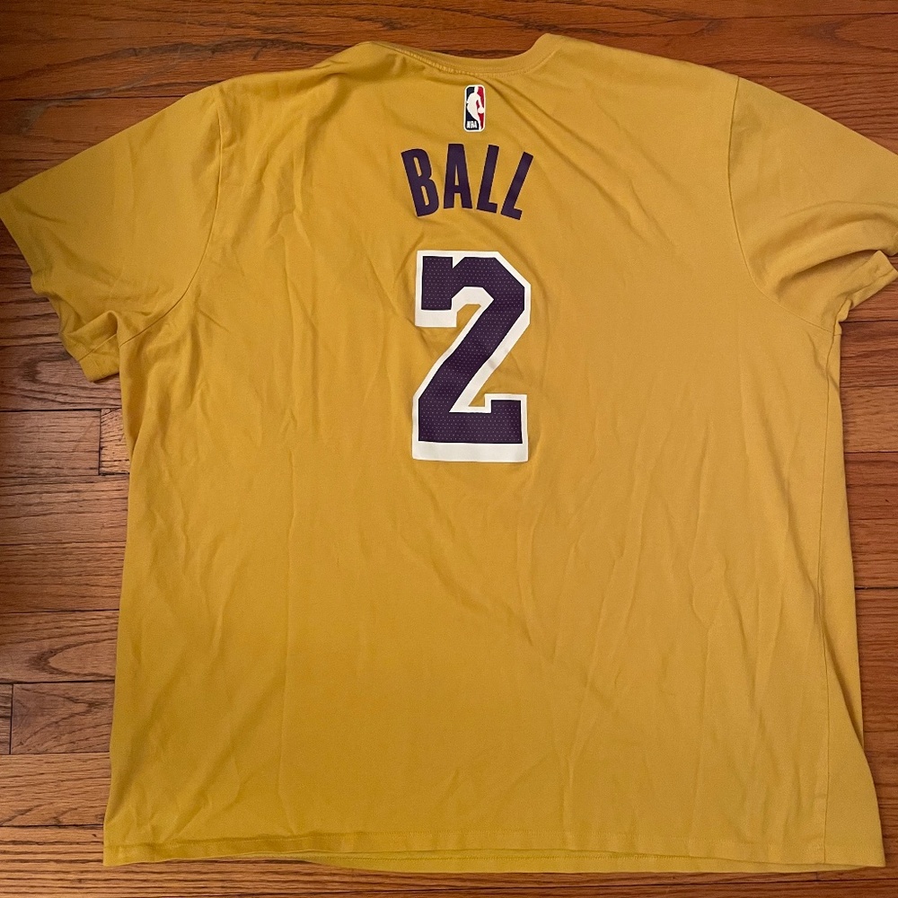 Lonzo Ball Nike Lakers Shirt (XXL)